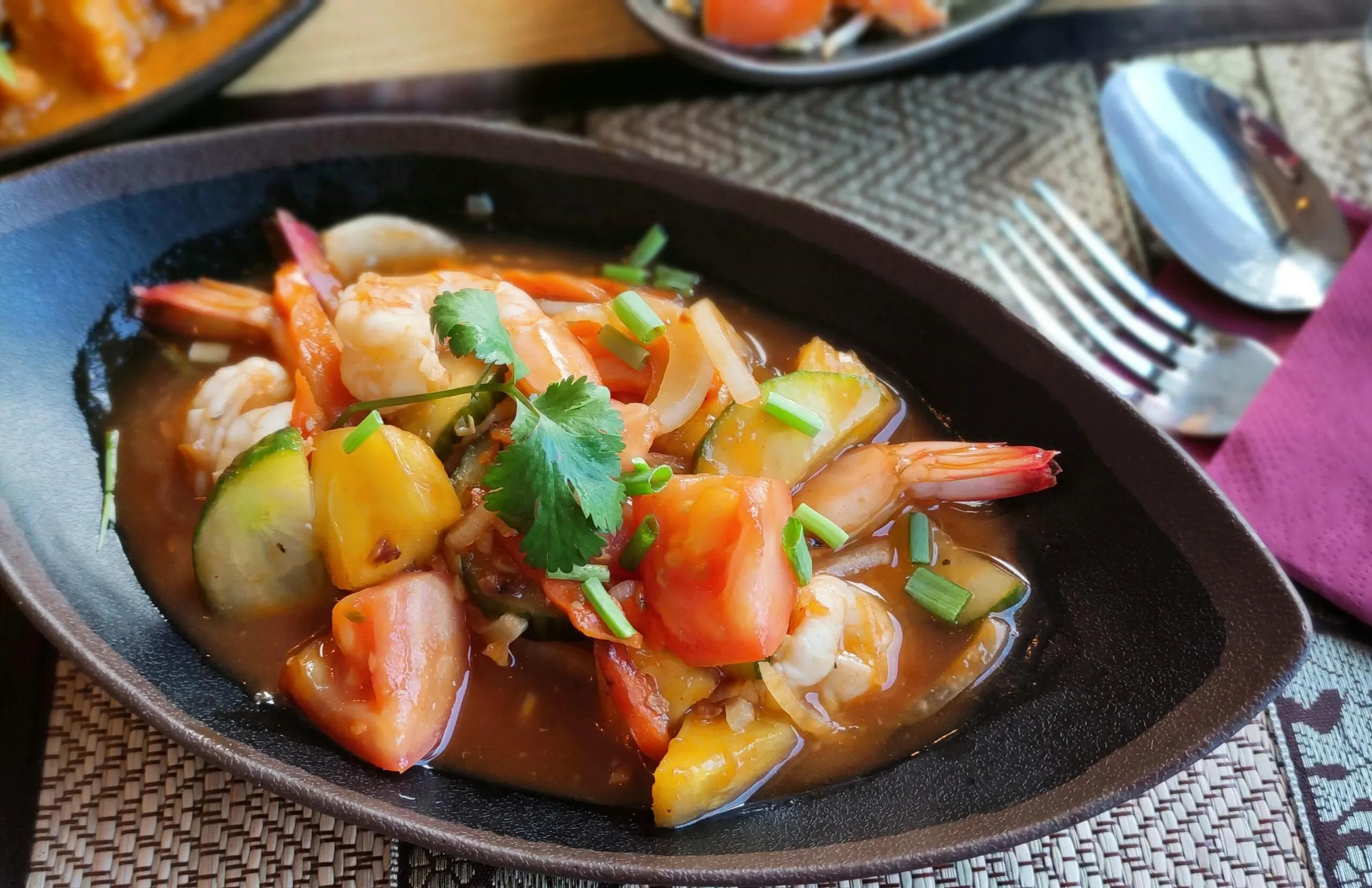 ผัด เปรี้ยวหวาน Phad priaw wane