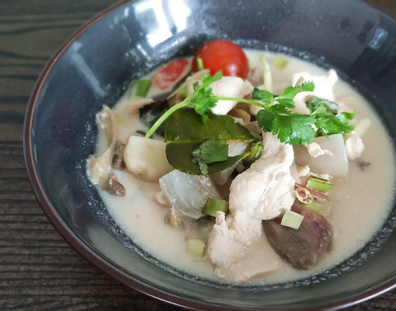 ต้มข่าไก่ Tom Kha Gai
